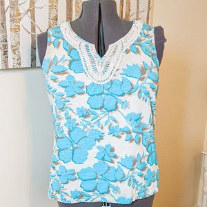 ~*Falls Creek Blue Crochet Neck Tank - Size XL*~